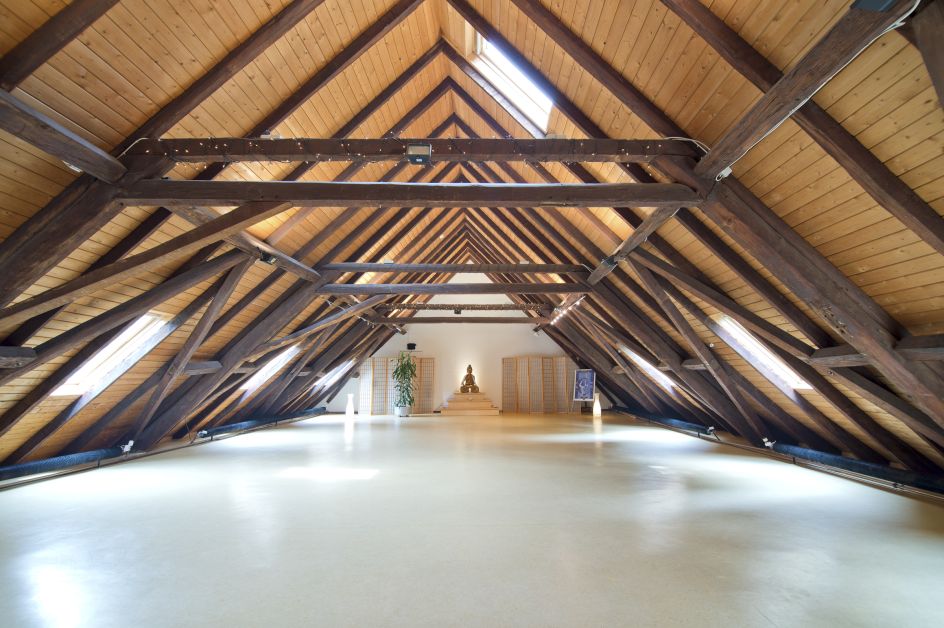 ASG Bildungsforum - Bildungsurlaub Neue Energien im Beruf mit Yoga