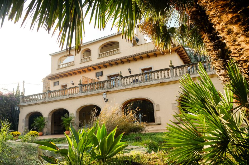 Daniela Koll, Sanftes Yoga & Entspannung - Bildungsurlaub Yoga Gesundheitswoche & Bildungsurlaub in Denia, Spanien