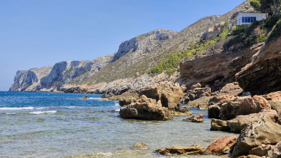 Daniela Koll, Sanftes Yoga & Entspannung - Bildungsurlaub Yoga Gesundheitswoche & Bildungsurlaub in Denia, Spanien