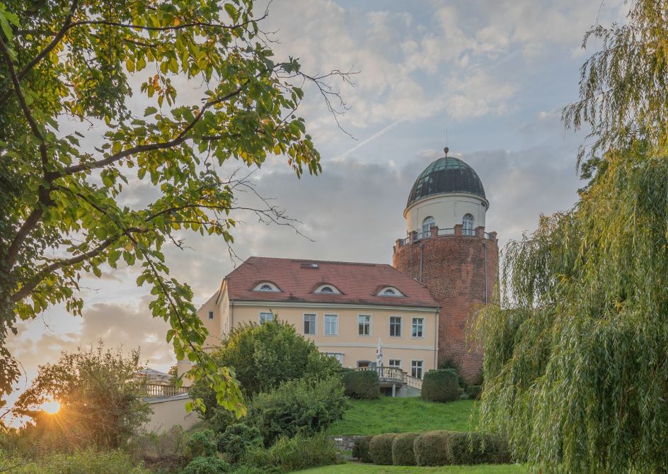 Daniela Koll, Sanftes Yoga & Entspannung - Bildungsurlaub Zwischen Berlin und Hamburg: Körperlich & mental stark und gelassen den Berufsalltag meistern mit sanftem Yoga, Atemschulung und Meditation
