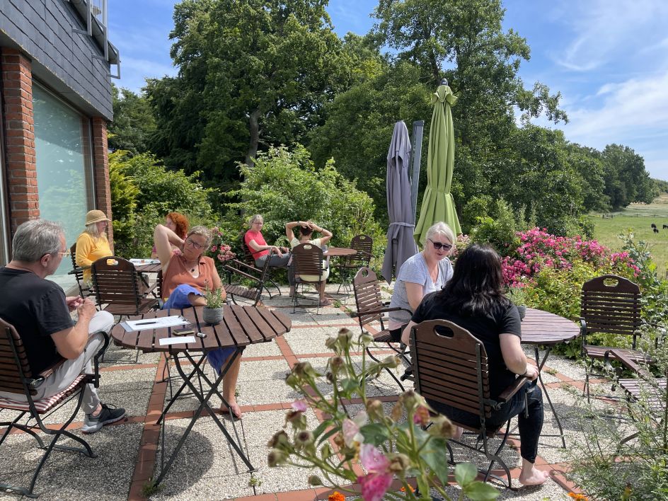 Akademie der Kulturen NRW - Bildungsurlaub RESILIENZ stärken für den (Berufs-) Alltag – mit Yoga, Achtsamkeit & Natur an der Ostsee