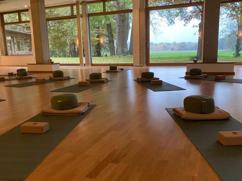 Soul Retreat - Bildungsurlaub AUSGEBUCHT!  Zurück zu Dir! Stress abbauen und Resilienz entwickeln mit Yoga und Achtsamkeit im Beruf und Alltag.