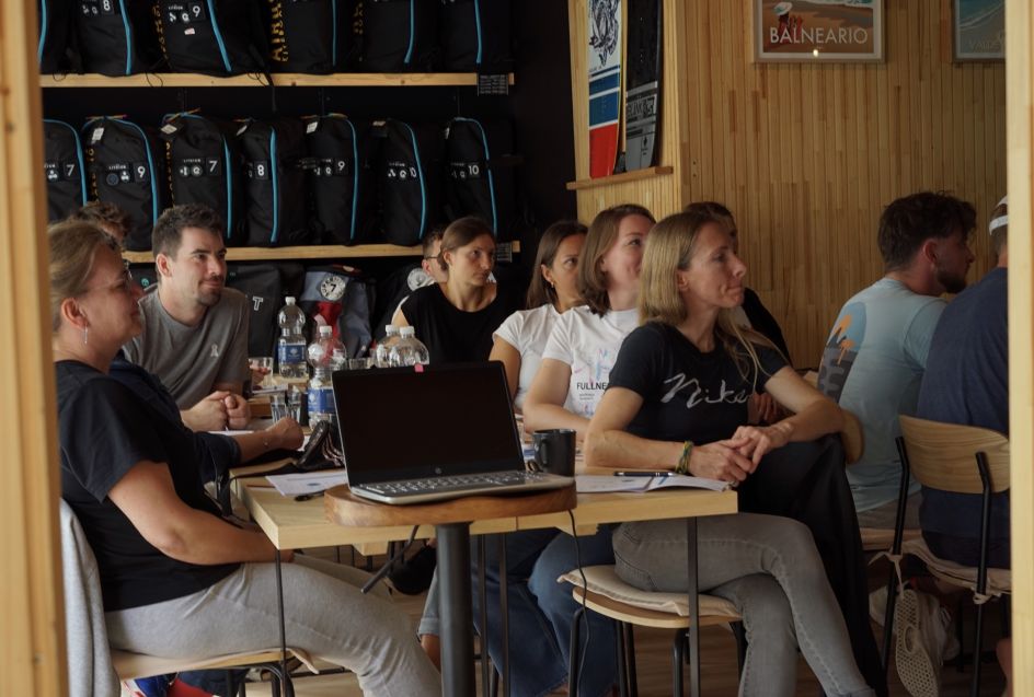 Work Surf Balance GmbH - Bildungsurlaub Mental Health Clear Mind – Veränderungskompetenz im Berufsalltag + opt. 6 ÜN + Kitekurs / Kitesurfen in Tarifa, Spanien (optional: Surfen, Wingfoilen, Windsurfen)