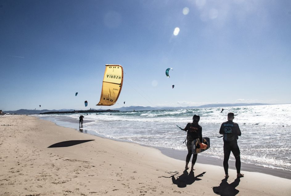 Work Surf Balance GmbH - Bildungsurlaub Mental Health Clear Mind – Veränderungskompetenz im Berufsalltag + opt. 6 ÜN + Kitekurs / Kitesurfen in Tarifa, Spanien (optional: Surfen, Wingfoilen, Windsurfen)