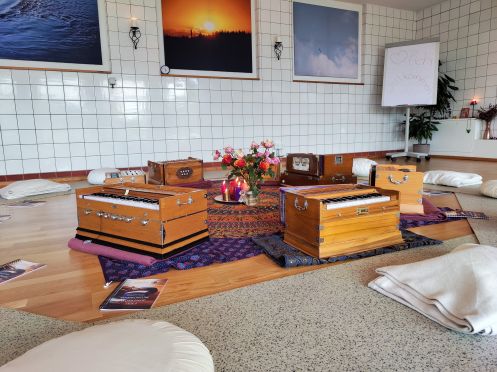 Sitaram Nordfriesland e.V. - Bildungsurlaub Bhakti Yoga – der Yoga der Hingabe – Stressresilienz, emotionale Regulierung und authentischer Selbstausdruck