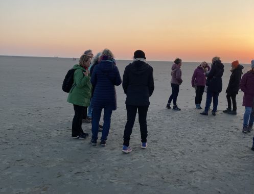 Schierlicht - Bildung + Urlaub + Inspiration - Bildungsurlaub Stressbewältigung und Burnout-Prophylaxe durch Achtsamkeitstraining und Meditation auf der Insel Schiermonnikoog – 27BU34A